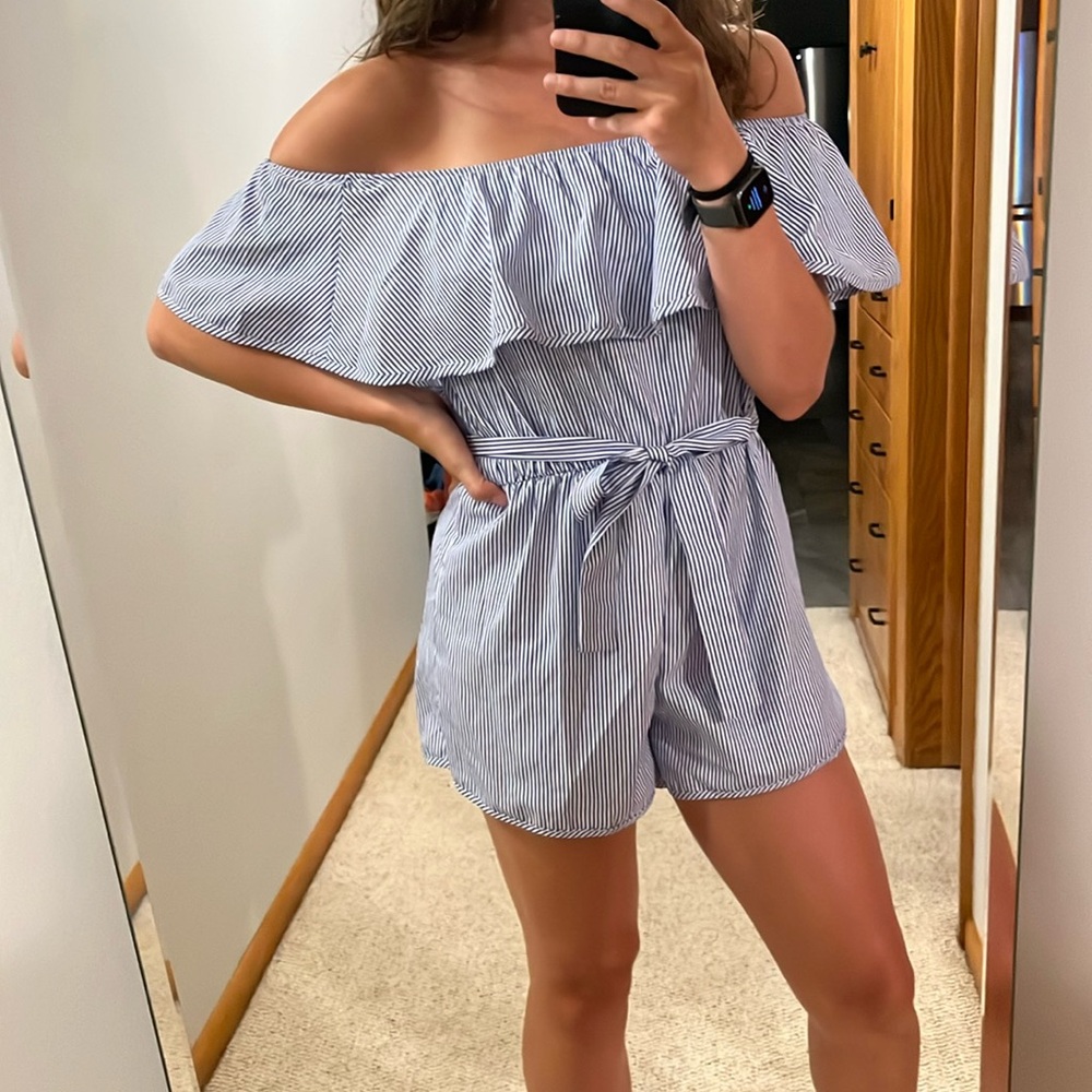 Blue-white jumper